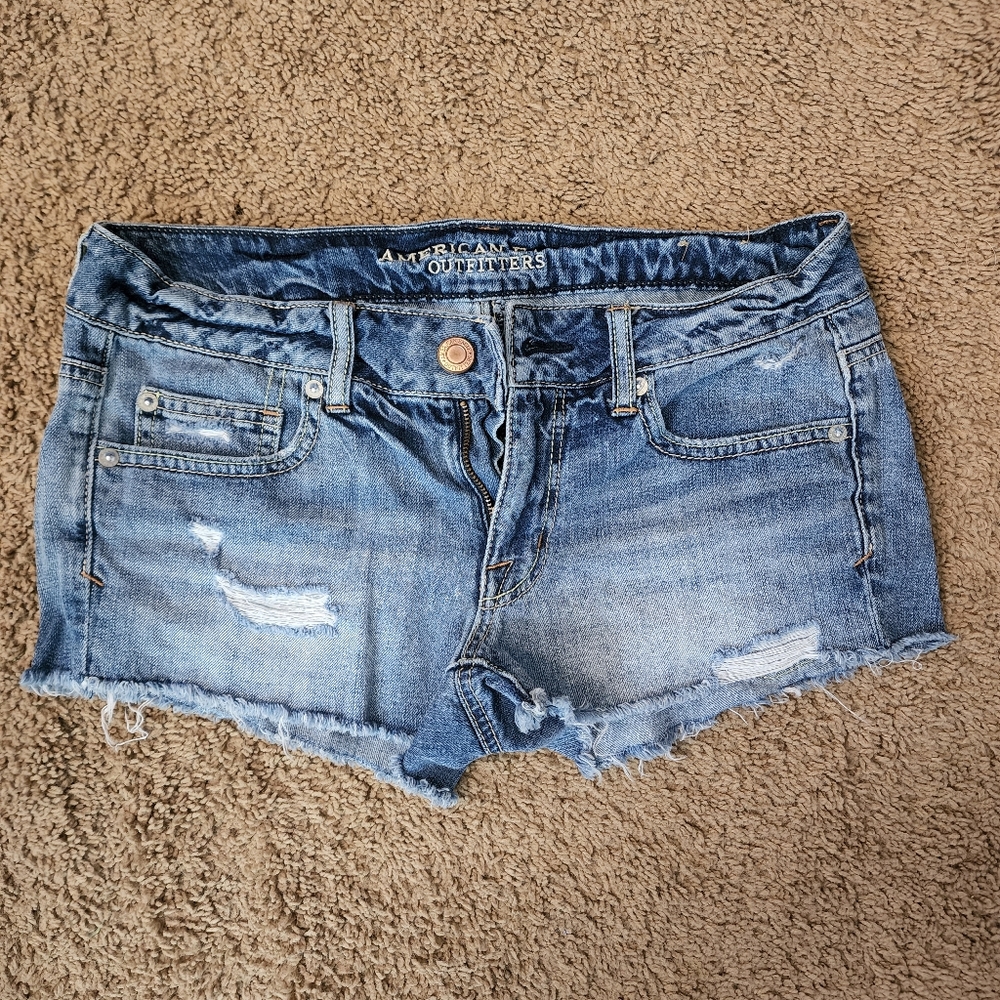 American eagle size 6 shorts